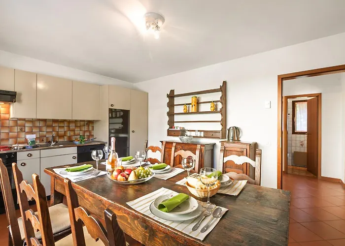 Casa Ana 1 - Center - Happy Holiday home Losone